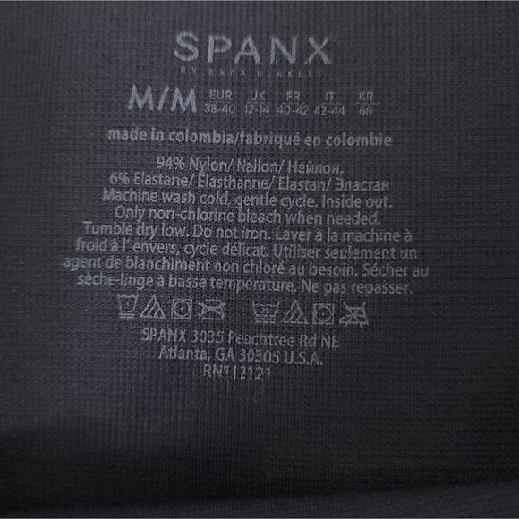 SPANX Look At Me Now Leggings Black Camo - Picture 6 of 9
